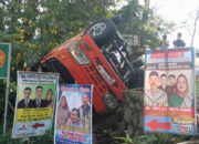 Bawa 15 Penumpang, Isuzu Elf Alami Kecelakaan di Tanjakan Suruh Trenggalek