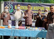 Akhir Tahun Kejari Trenggalek Musnahkan Barang Bukti Tindak Kejahatan