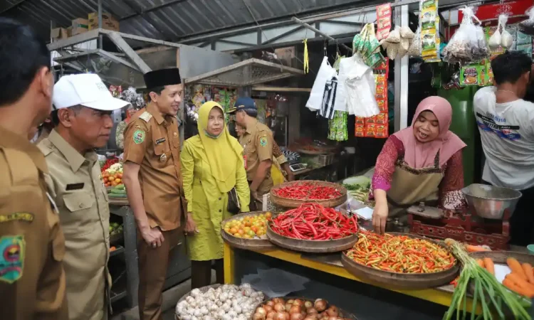 Harga Kebutuhan Pokok di Trenggalek Stabil Jelang Lebaran