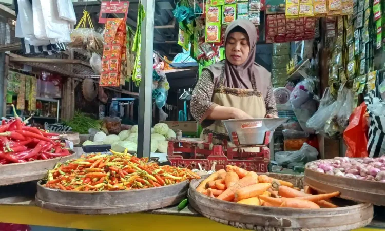 Harga Cabai Rawit Makin Pedas, di Trenggalek Tembus Rp 110.000 per Kilogram