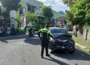 Viral Avanza Lawan Arah di Trenggalek Sebabkan Kecelakaan