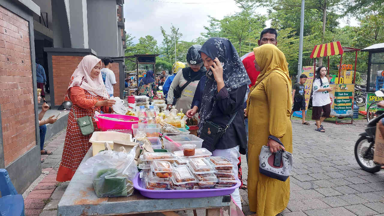 Berburu menu buka puasa di Trenggalek