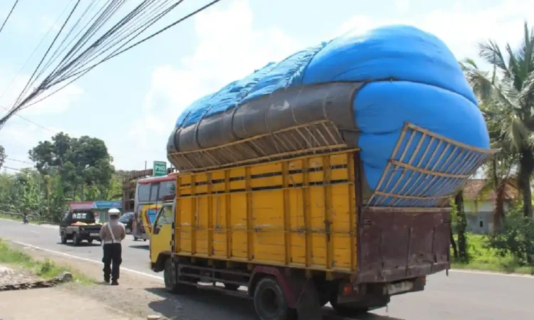 Praktisi Sebut Truk ODOL Ancam Keselamatan Pengguna Jalan