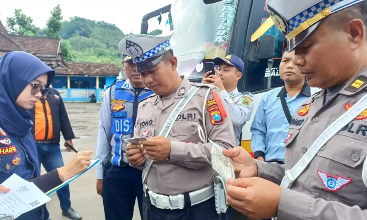1 Sopir Bus di Trenggalek Positif Pakai Obat Saat Tes Urine dan Ramp Cek