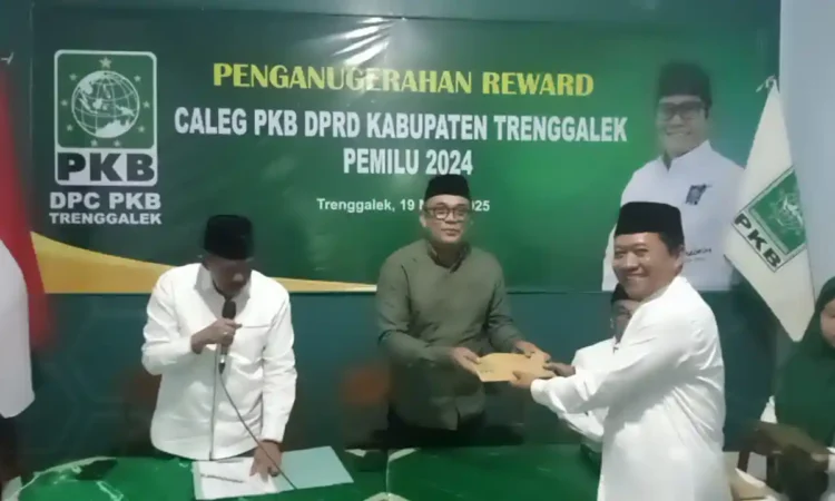 DPC PKB Trenggalek Beri Reward kepada 15 Caleg Belum Beruntung