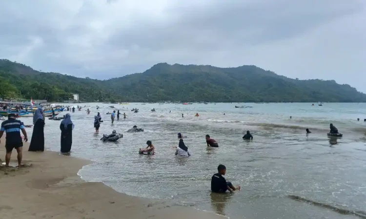 Masuk Objek Wisata Trenggalek Kini Gunakan Tiket Elektronik