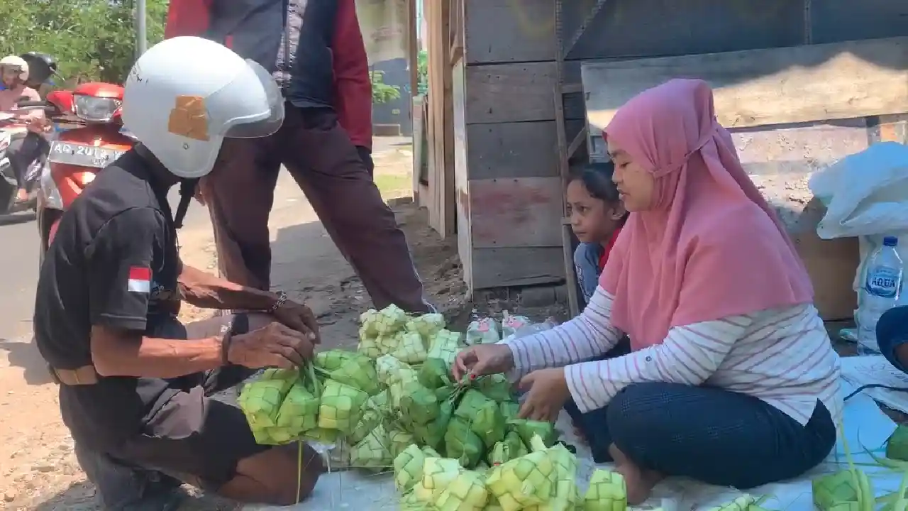 Hari Raya Ketupat Trenggalek