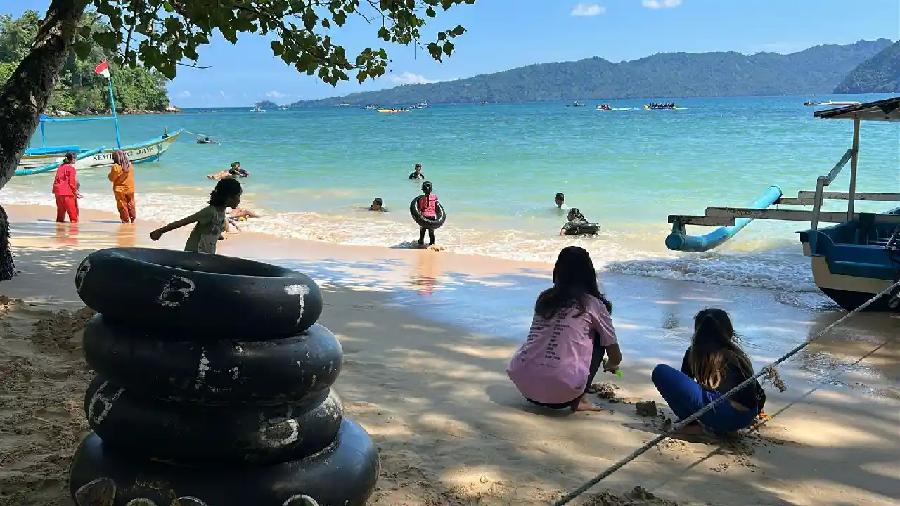 Pantai Trenggalek
