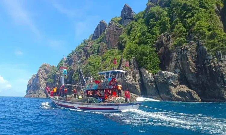 Pulau Sekel dan Pulau Panehan Trenggalek Jadi Sasaran Patroli