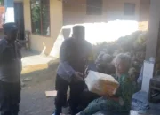Polsek Watulimo Bagikan Sembako Lewat Program ‘Besek’