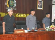 Sekda Trenggalek Terima PU Fraksi DPRD Atas Usulan Perubahan Perangkat Daerah