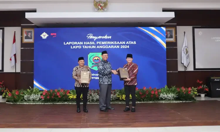 Pemkab Trenggalek Kembali Raih Opini WTP atas Laporan Keuangan 2024