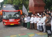 359 Calon Haji Trenggalek Berangkat, 17 Orang Tertunda karena Visa dan Sakit