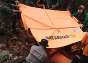 2 Korban Longsor Trenggalek Ditemukan, 4 Lainnya Masih dalam Pencarian