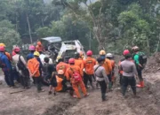 6 Korban Longsor Trenggalek Ditemukan Meninggal Dunia