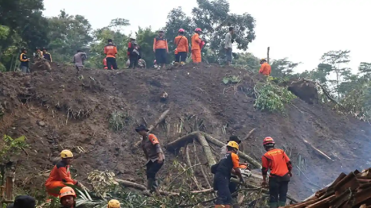 Longsor Trenggalek