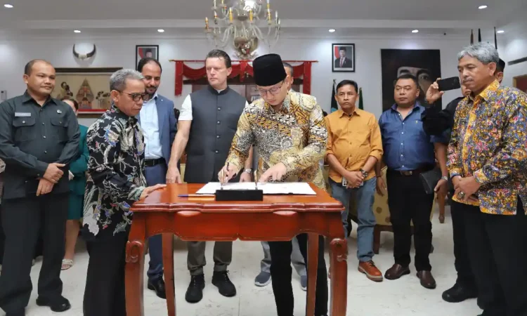 Pemkab Trenggalek Terima Rp 1,25 Miliar dari Sewa Lahan Pembangkit Listrik Tenaga Sampah