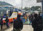 Lonjakan Penumpang Terjadi di Terminal Surodakan Trenggalek Selama Libur Idul Adha