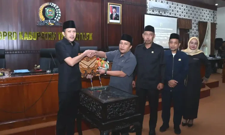DPRD dan Pemkab Trenggalek Sepakati KUA PPAS APBD Perubahan 2025