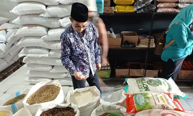 Mentan Ungkap 212 Merek Beras Diduga Oplosan, Rugikan Konsumen Capai Rp 99 Triliun