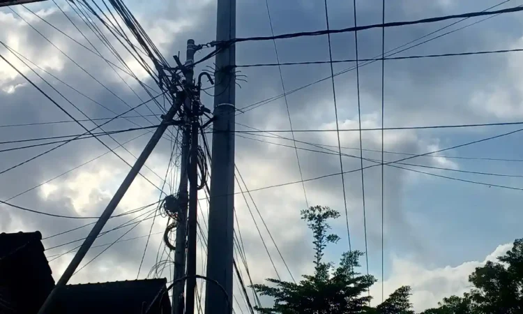 Tantangan Atasi Kabel Semrawut, DPRD Trenggalek Proses Susun Perda