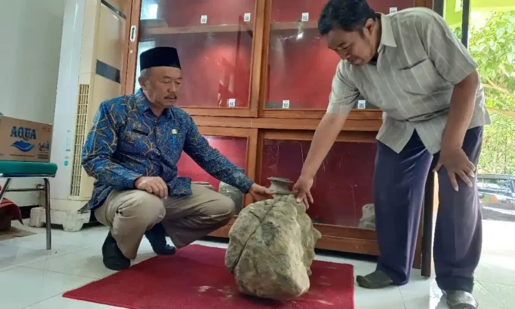 Temuan Batu Aneh di Area Bendungan Bagong Trenggalek Bukan Lava Gunung Wilis