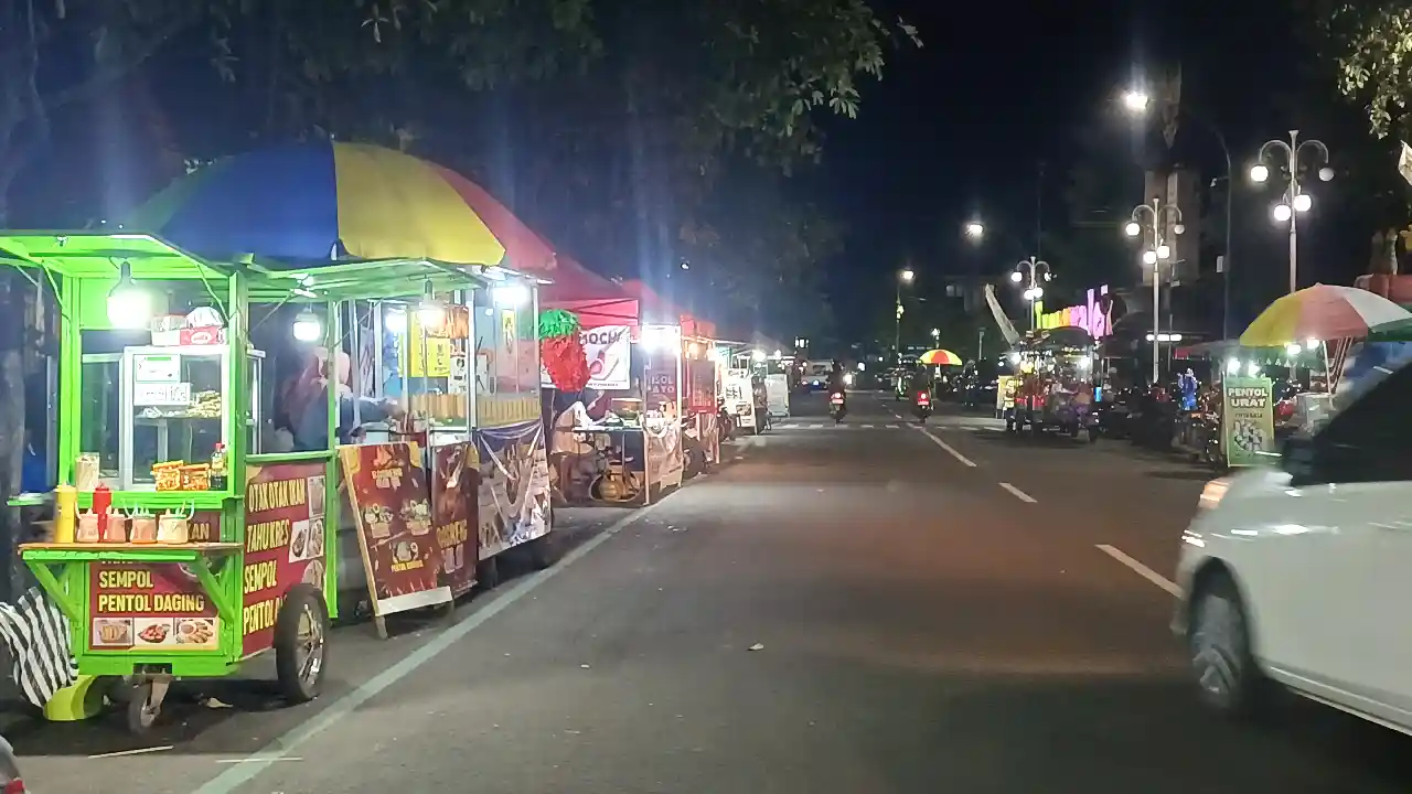 PKL Alun-alun Trenggalek