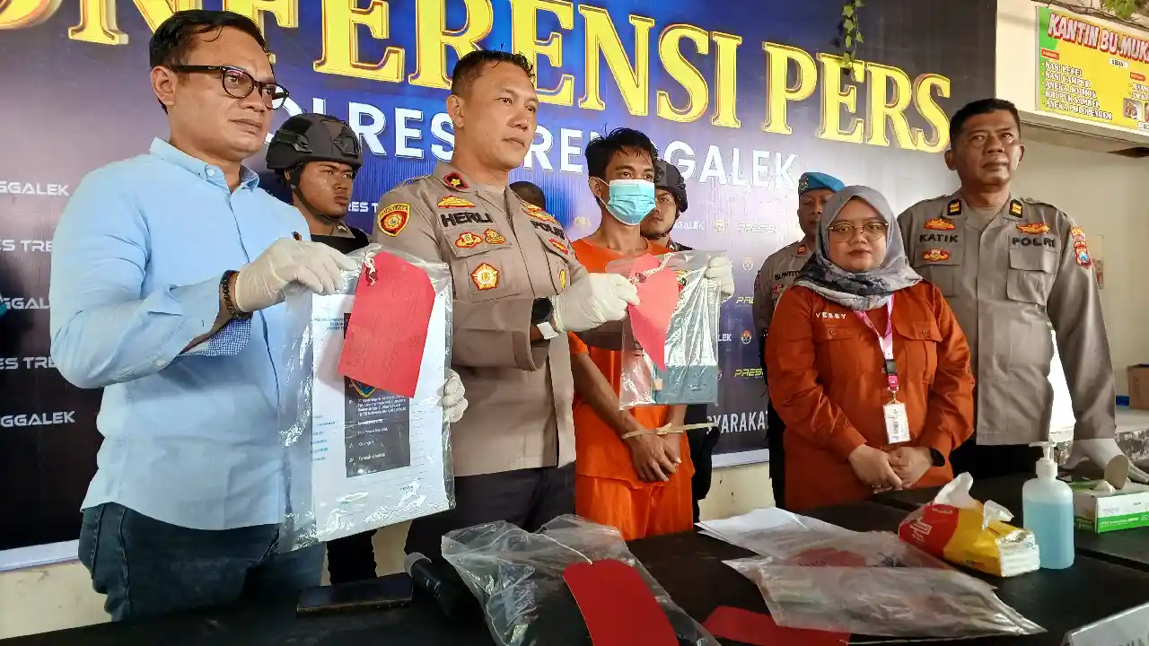 Penipuan Online Trenggalek