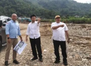 Cegah Banjir, Wagub Emil Tinjau Penanganan Tanggul di Kecamatan Panggul