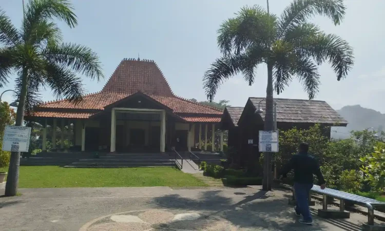Agropark Trenggalek Menyimpang dari Konsep Tujuan Awal