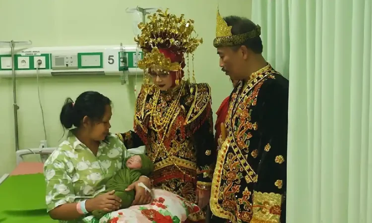 Bayi Lahir 17 Agustus di Trenggalek Bernama Mahardika