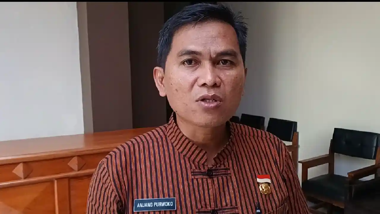 Jalan Rusak Trenggalek