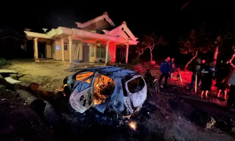 Pelaku Pembakaran Mobil Kades di Trenggalek Berhasil Ditangkap