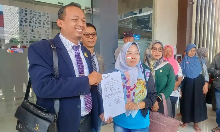 Tuntutan Pidana dan Perdata Bakal Ditempuh Anggota Koperasi Madani Trenggalek