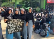 Siswa SMAN 1 Kampak Trenggalek Demo, Tuntut Transparansi Dana Komite Sekolah