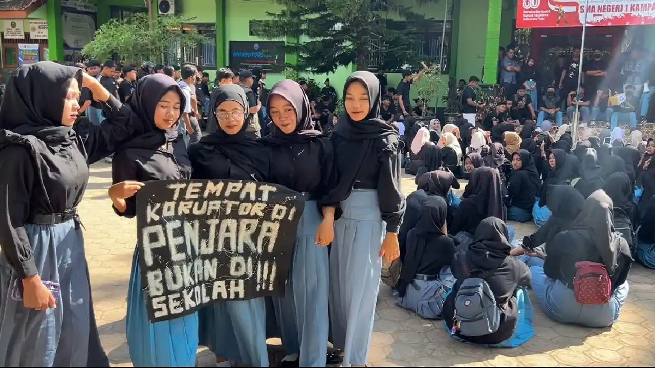 Aksi siswa SMAN 1 Kampak Trenggalek