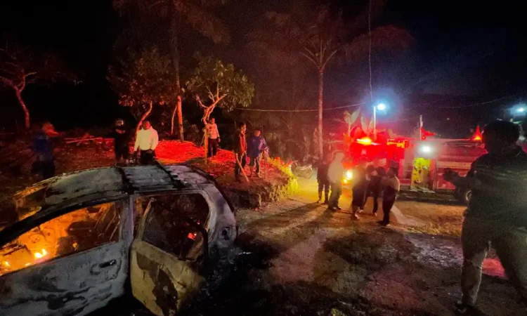 Kronologi Mobil Kades Wonokerto Trenggalek Dibakar ODGJ