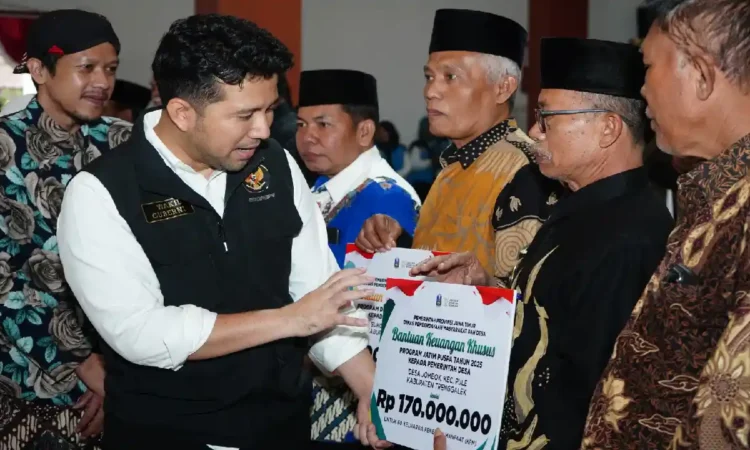 Wagub Jatim Emil Dardak Bicara Error Pendataan Penerima Bansos di Trenggalek