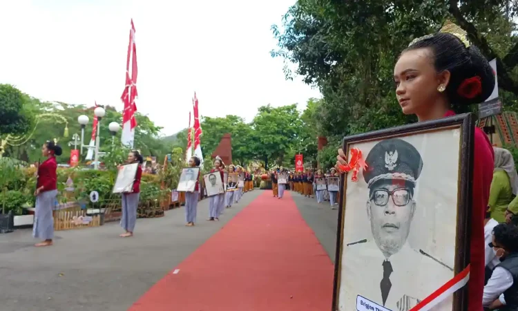 Daftar Lengkap Bupati Trenggalek dari Masa Kolonial hingga Reformasi