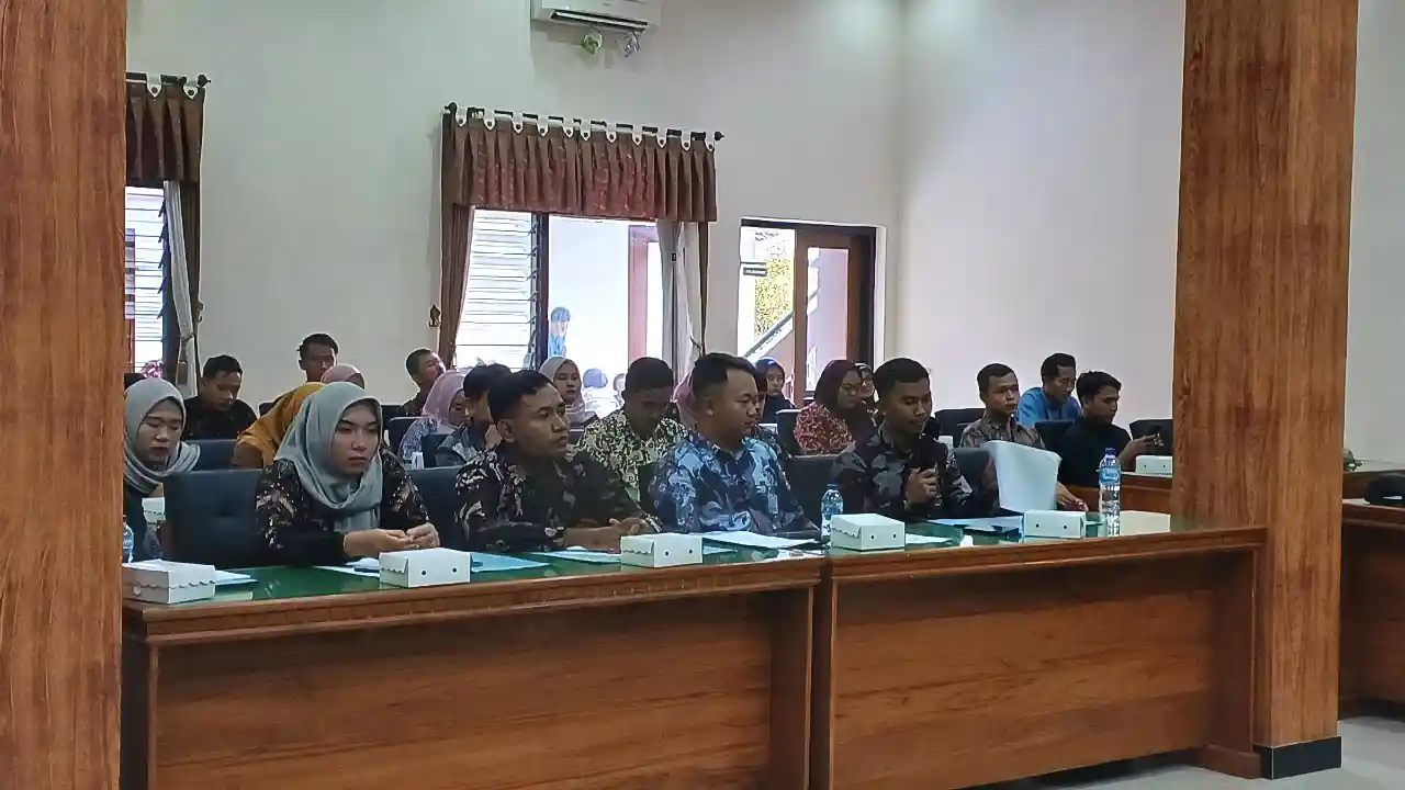 Guru di Trenggalek