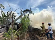 Lalai Bakar Sampah, Dapur Rumah Warga Desa Kerjo Trenggalek Terbakar