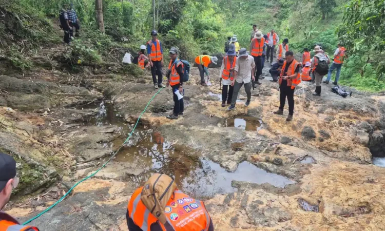 Bupati Trenggalek Tegur UGM, PT SMN Bantah Terlibat Kunjungan Ahli Geologi