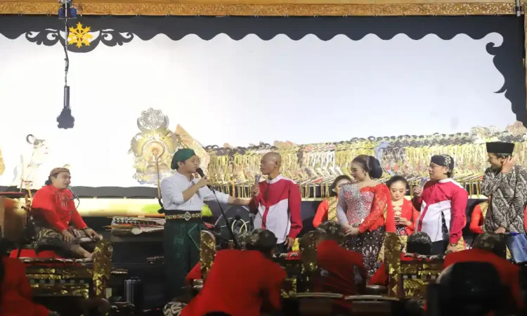 Pagelaran Wayang Kulit Lakon Jimat Kalimasada Meriahkan Puncak Hari Jadi Trenggalek