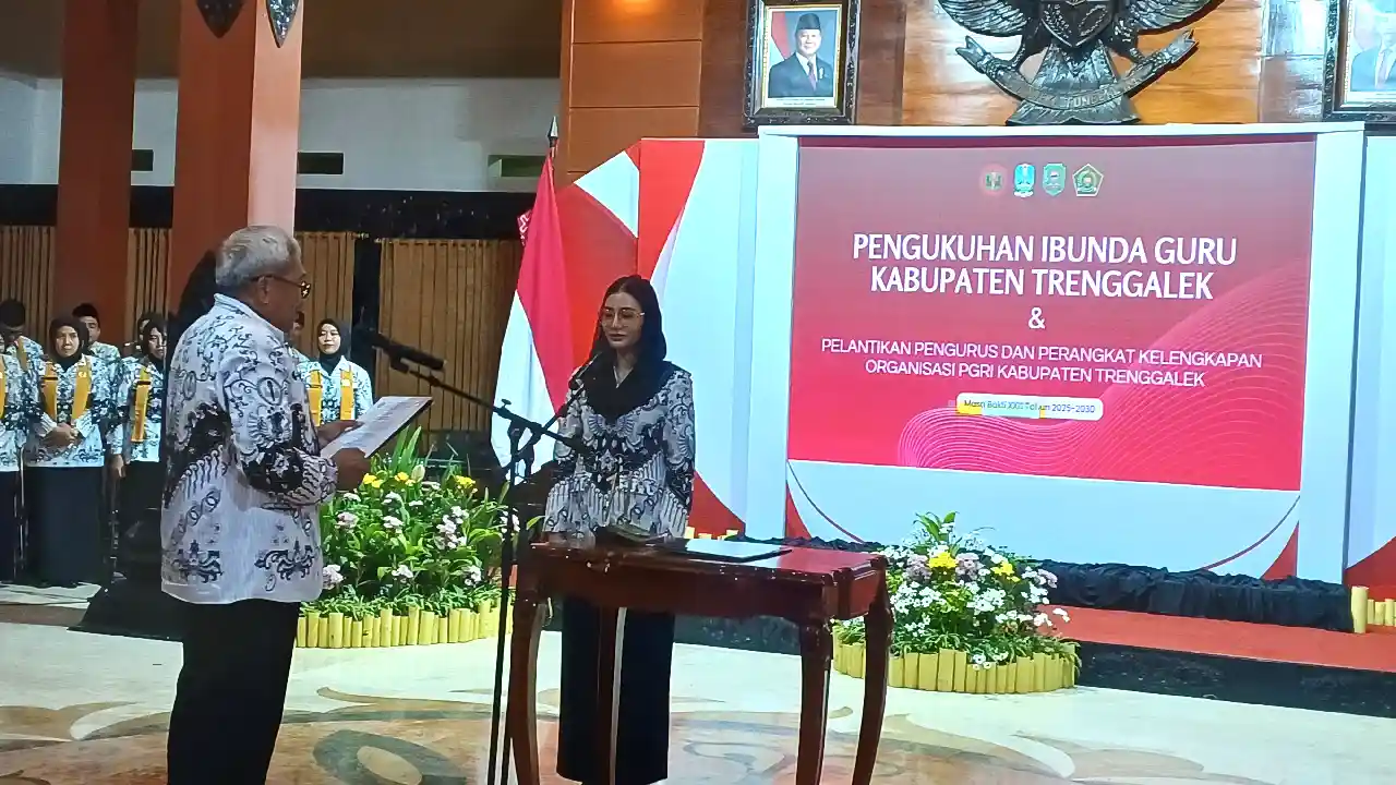 Bunda Guru Trenggalek