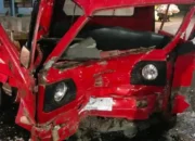 Kecelakaan Innova vs Pick Up di Trenggalek, Pengemudi Alami Luka-Luka