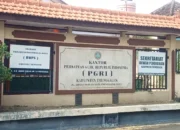 PGRI Trenggalek Tolak Guru Jadi Tester Program Makan Bergizi Gratis
