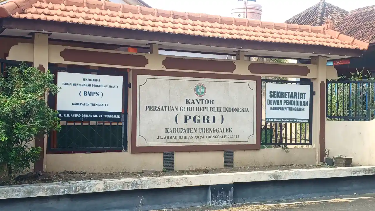 PGRI Trenggalek
