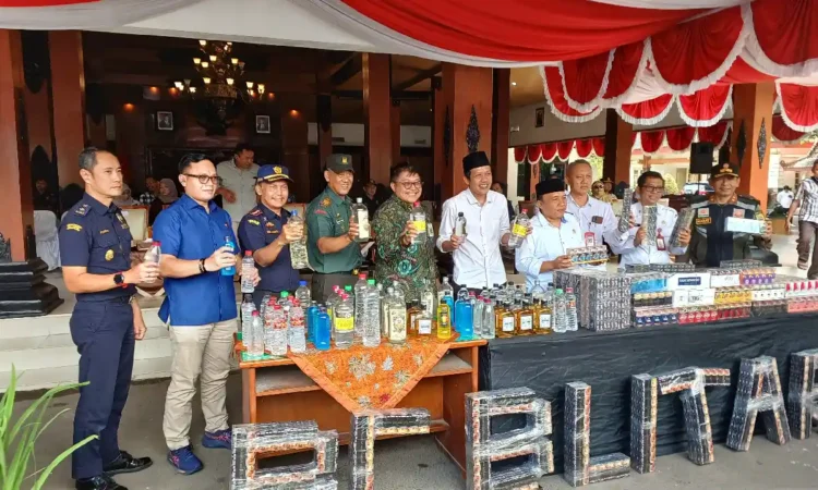 Di Trenggalek Bea Cukai Blitar Ungkap Selamatkan Kerugian Negara Rp 2,64 Miliar di 2025