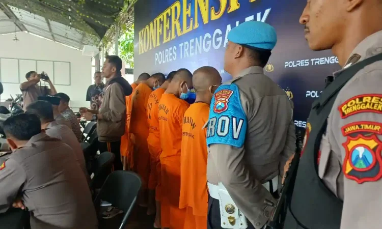 4 Pemuda di Trenggalek Ditangkap Polisi karena Aniaya Pengguna Jalan Tanpa Alasan