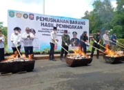 Bea Cukai Musnahkan 520 Ribu Batang Rokok Ilegal di Trenggalek